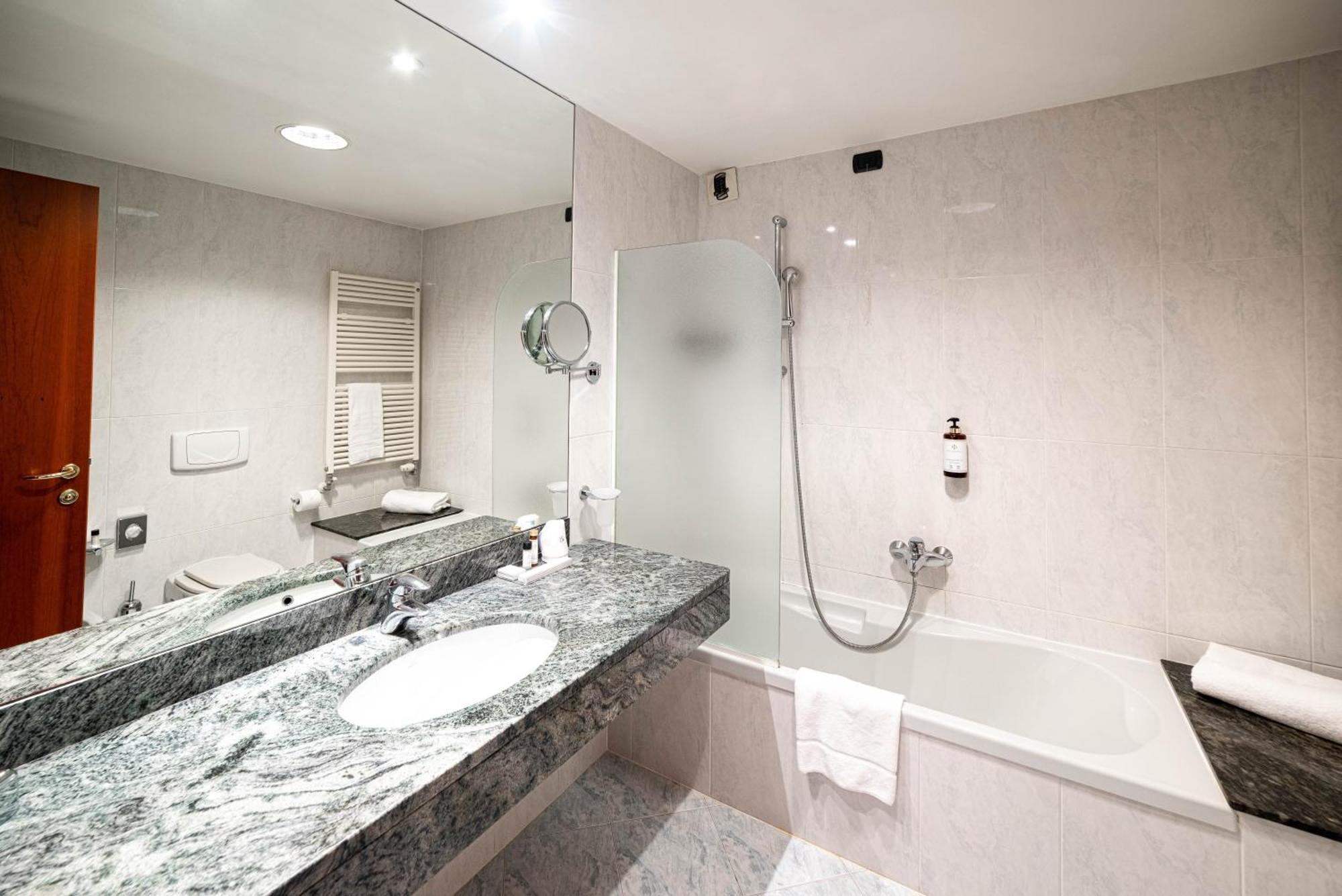 Phi Hotel Cavalieri ブラ エクステリア 写真
